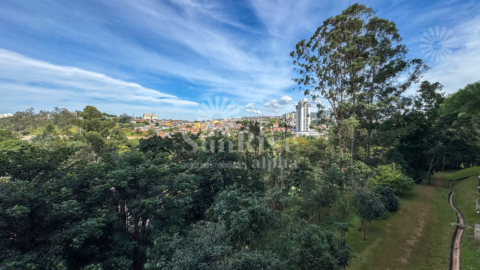 Apartamento para alugar com 2 quartos, 110m² - Foto 44