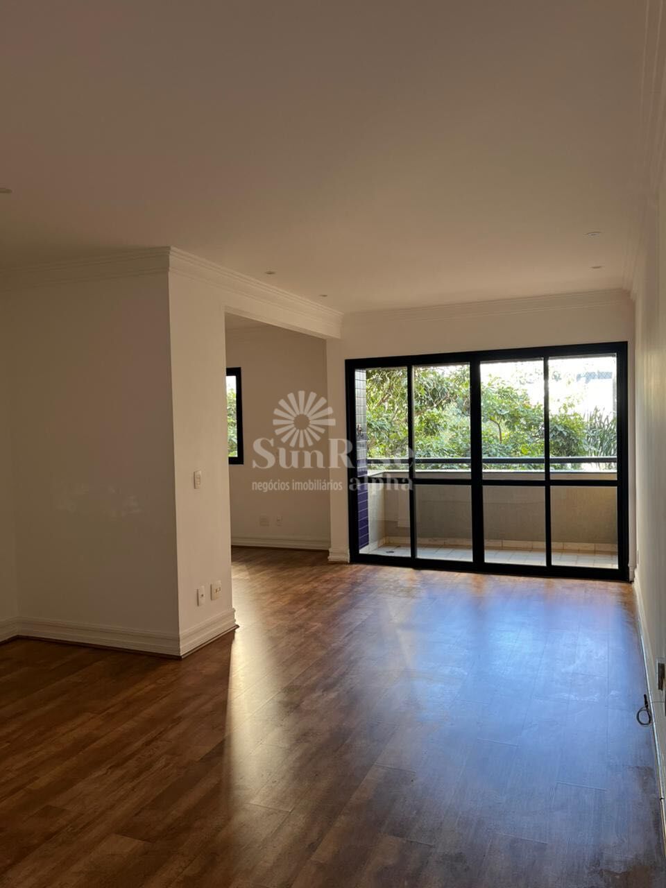 Apartamento para alugar com 2 quartos, 87m² - Foto 4