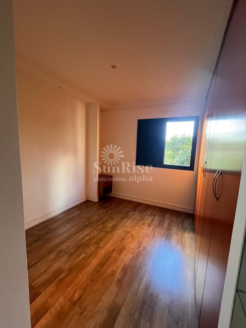 Apartamento para alugar com 2 quartos, 87m² - Foto 3