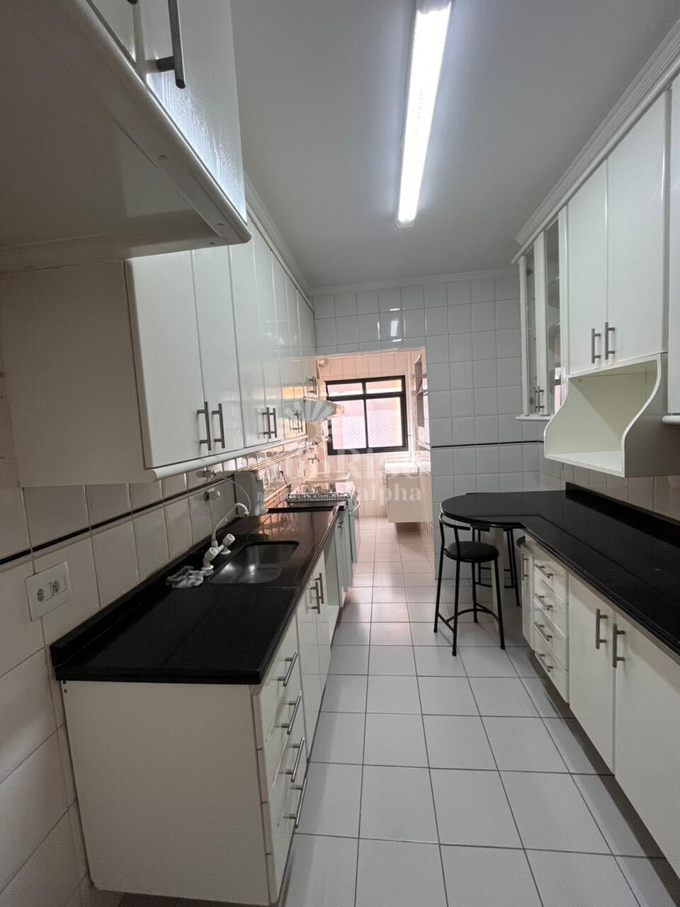 Apartamento para alugar com 2 quartos, 87m² - Foto 10