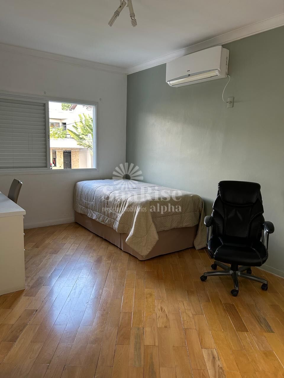 Casa de Condomínio à venda com 4 quartos, 278m² - Foto 29