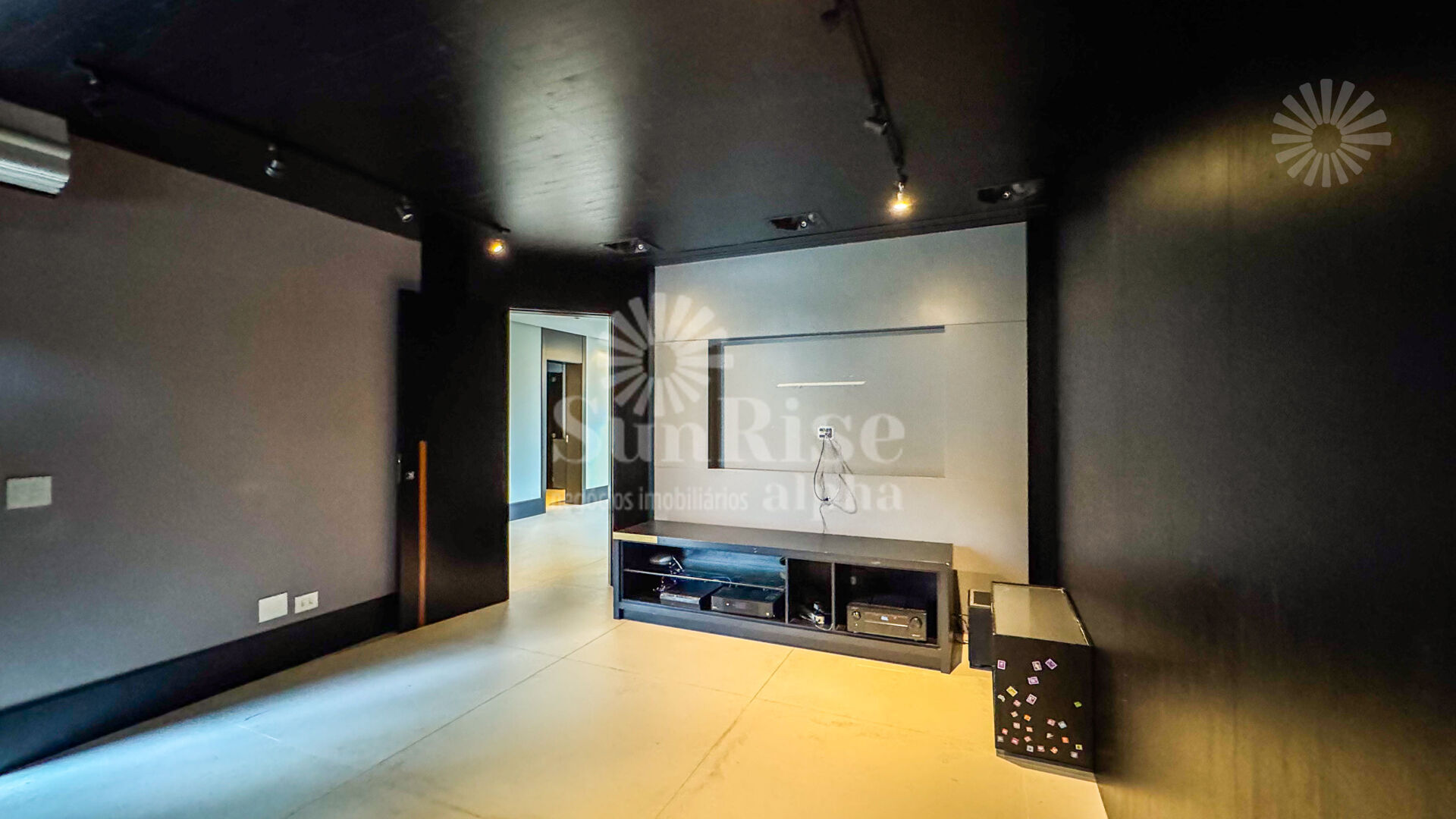 Casa à venda com 4 quartos, 650m² - Foto 40