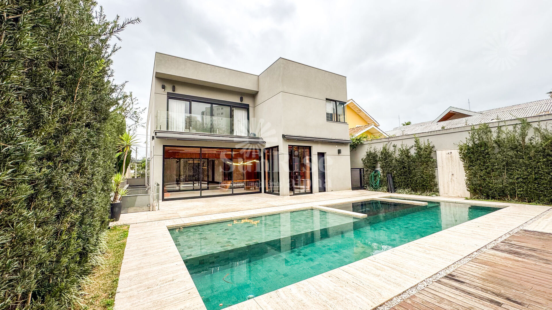 Casa, 4 quartos, 650 m² - Foto 1