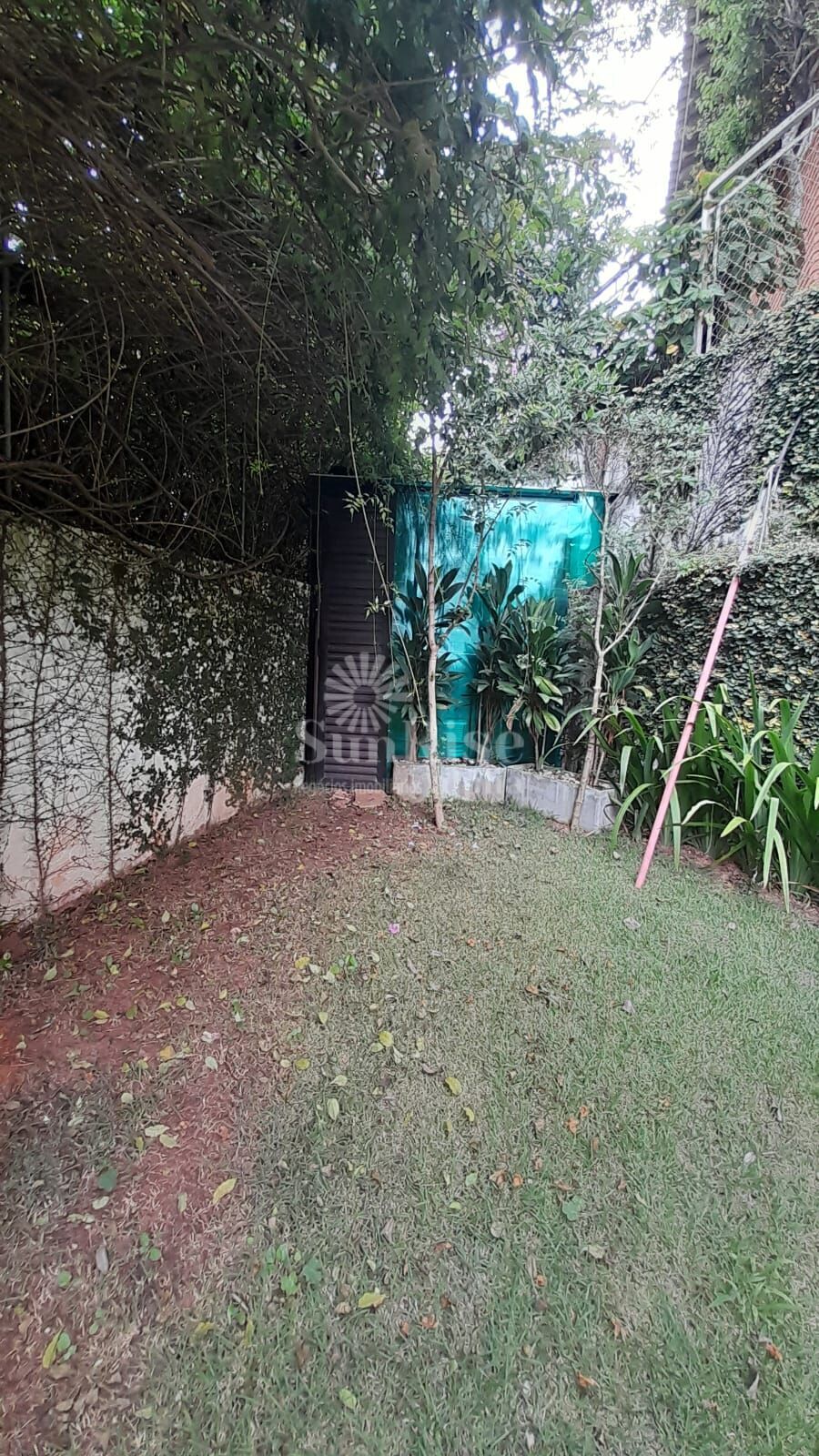 Casa de Condomínio à venda com 3 quartos, 300m² - Foto 40