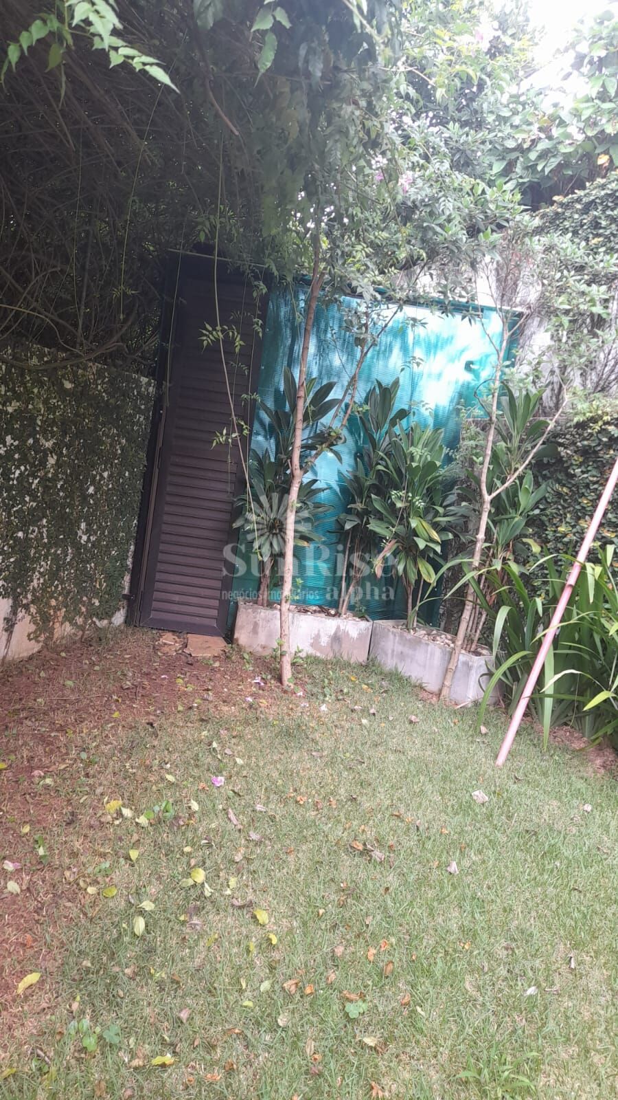 Casa de Condomínio à venda com 3 quartos, 300m² - Foto 22