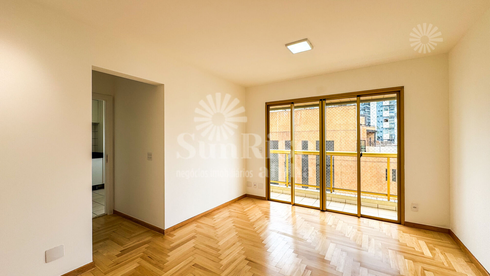 Apartamento para alugar com 3 quartos, 107m² - Foto 6