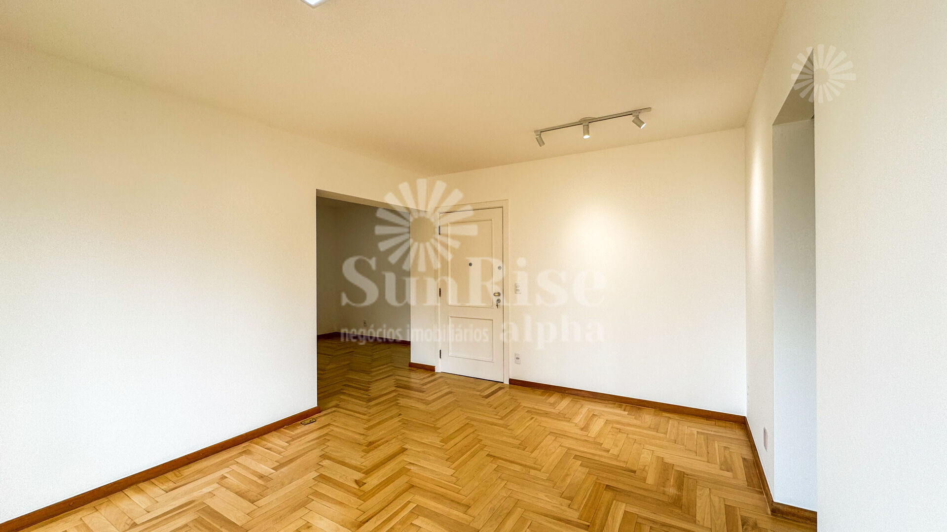 Apartamento para alugar com 3 quartos, 107m² - Foto 8