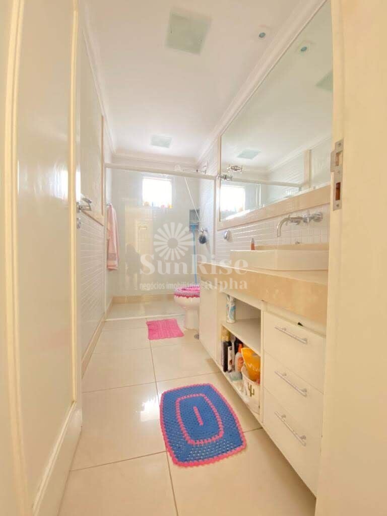 Casa para alugar com 4 quartos, 695m² - Foto 11