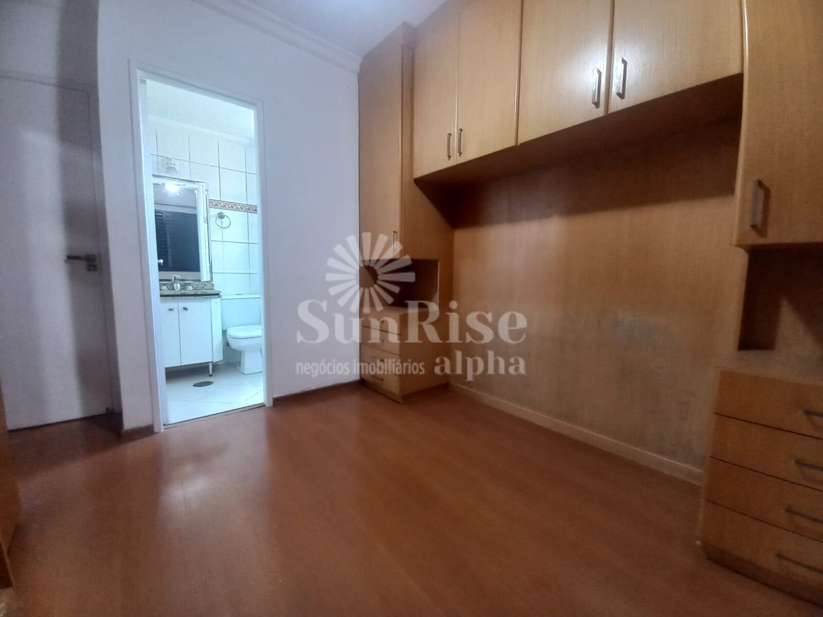 Apartamento à venda com 3 quartos, 83m² - Foto 9