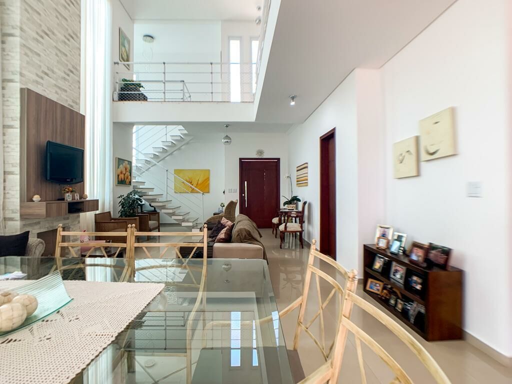 Casa à venda com 4 quartos, 290m² - Foto 9