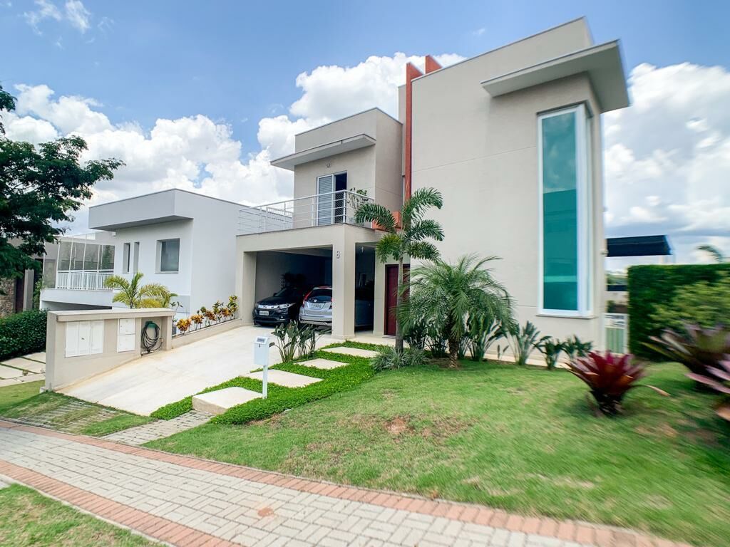 Casa à venda com 4 quartos, 290m² - Foto 3