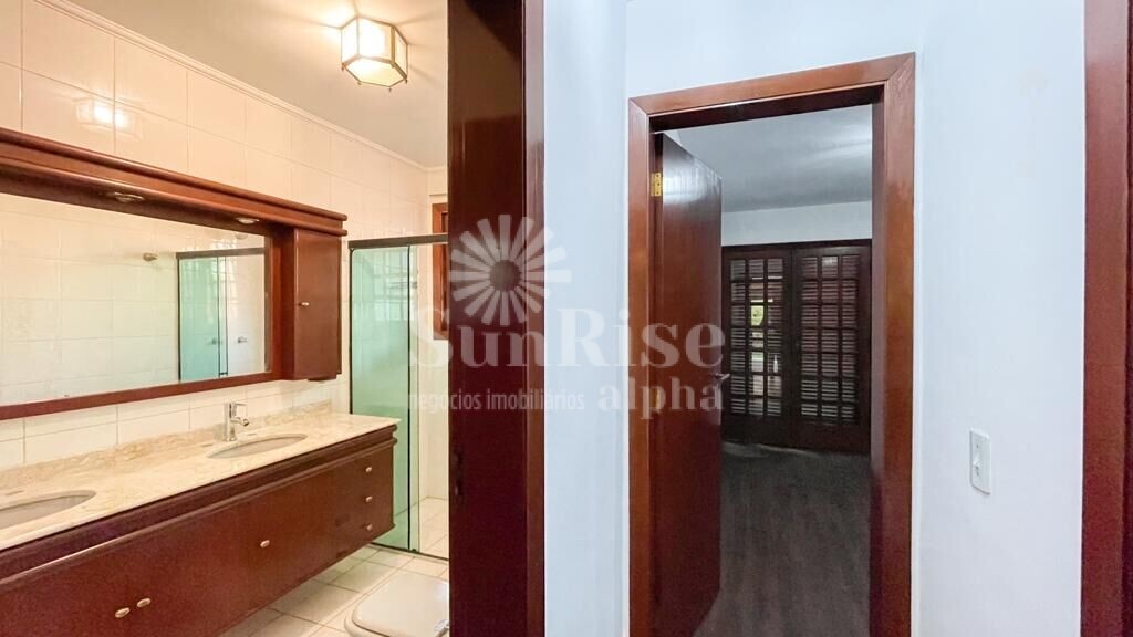 Casa à venda com 4 quartos, 562m² - Foto 7