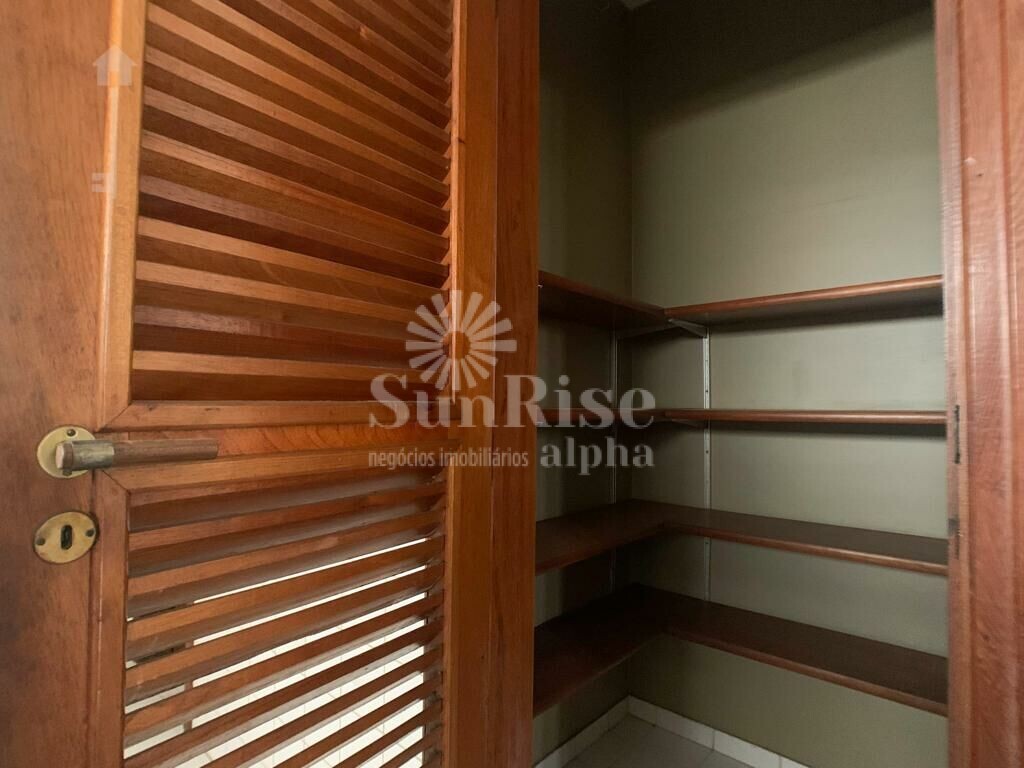 Casa de Condomínio à venda com 4 quartos, 246m² - Foto 38