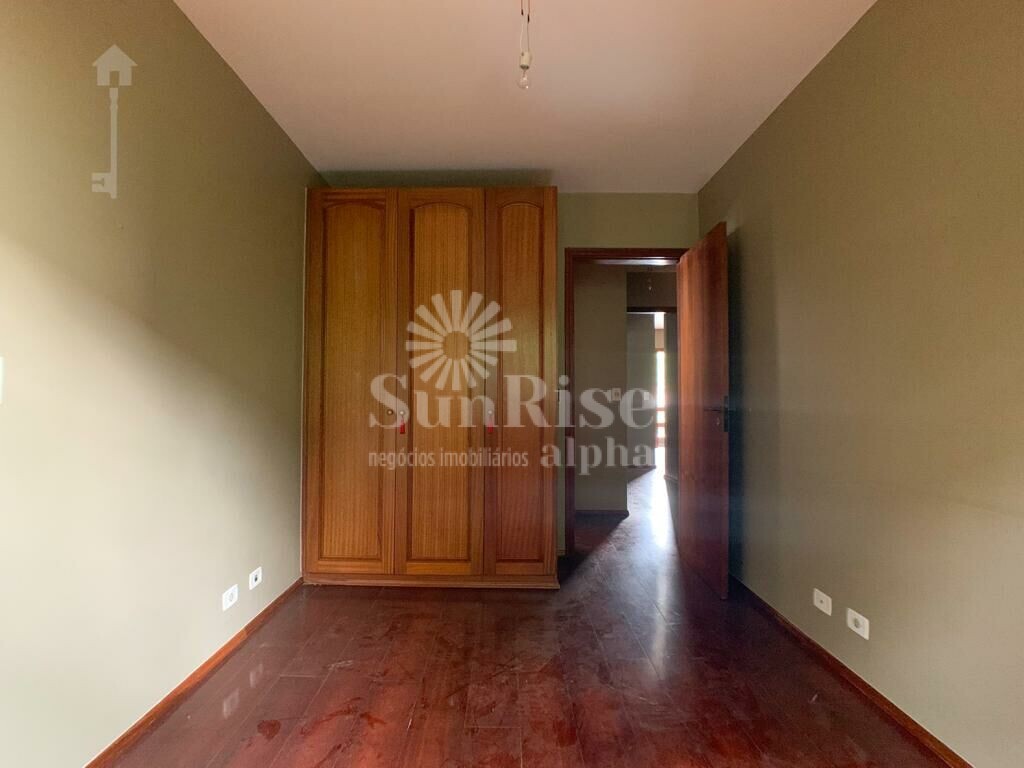 Casa de Condomínio à venda com 4 quartos, 246m² - Foto 20