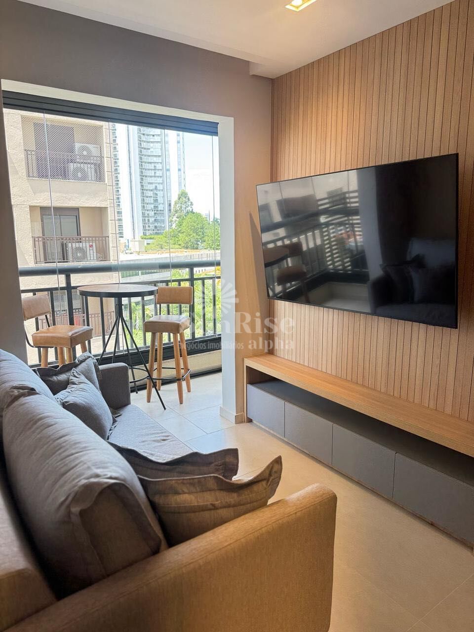 Apartamento para alugar com 1 quarto, 40m² - Foto 1