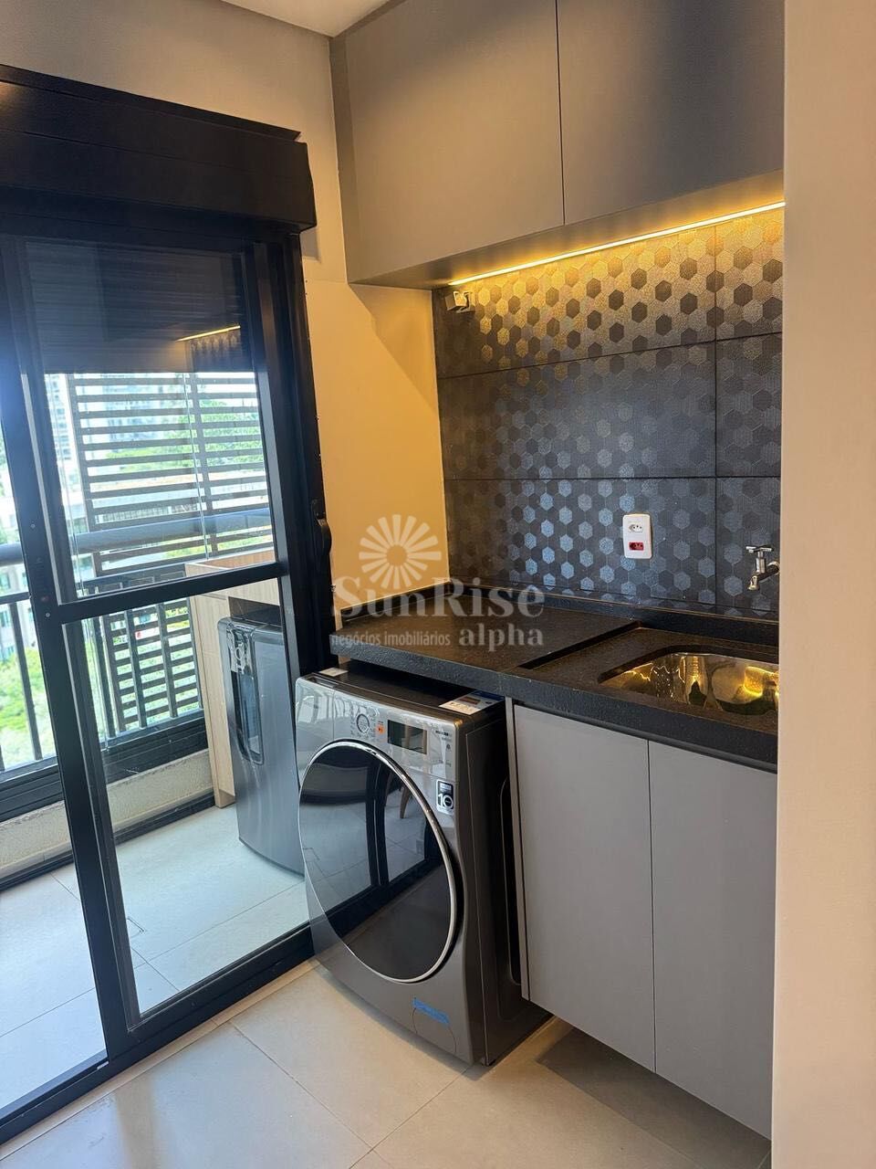 Apartamento para alugar com 1 quarto, 40m² - Foto 11