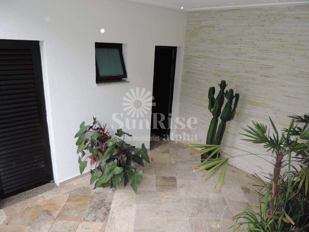 Casa para alugar com 4 quartos, 798m² - Foto 31