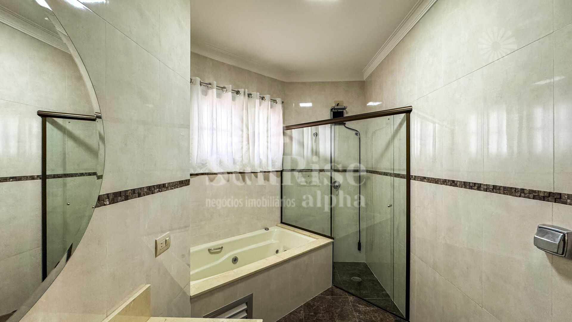 Casa à venda com 4 quartos, 290m² - Foto 44