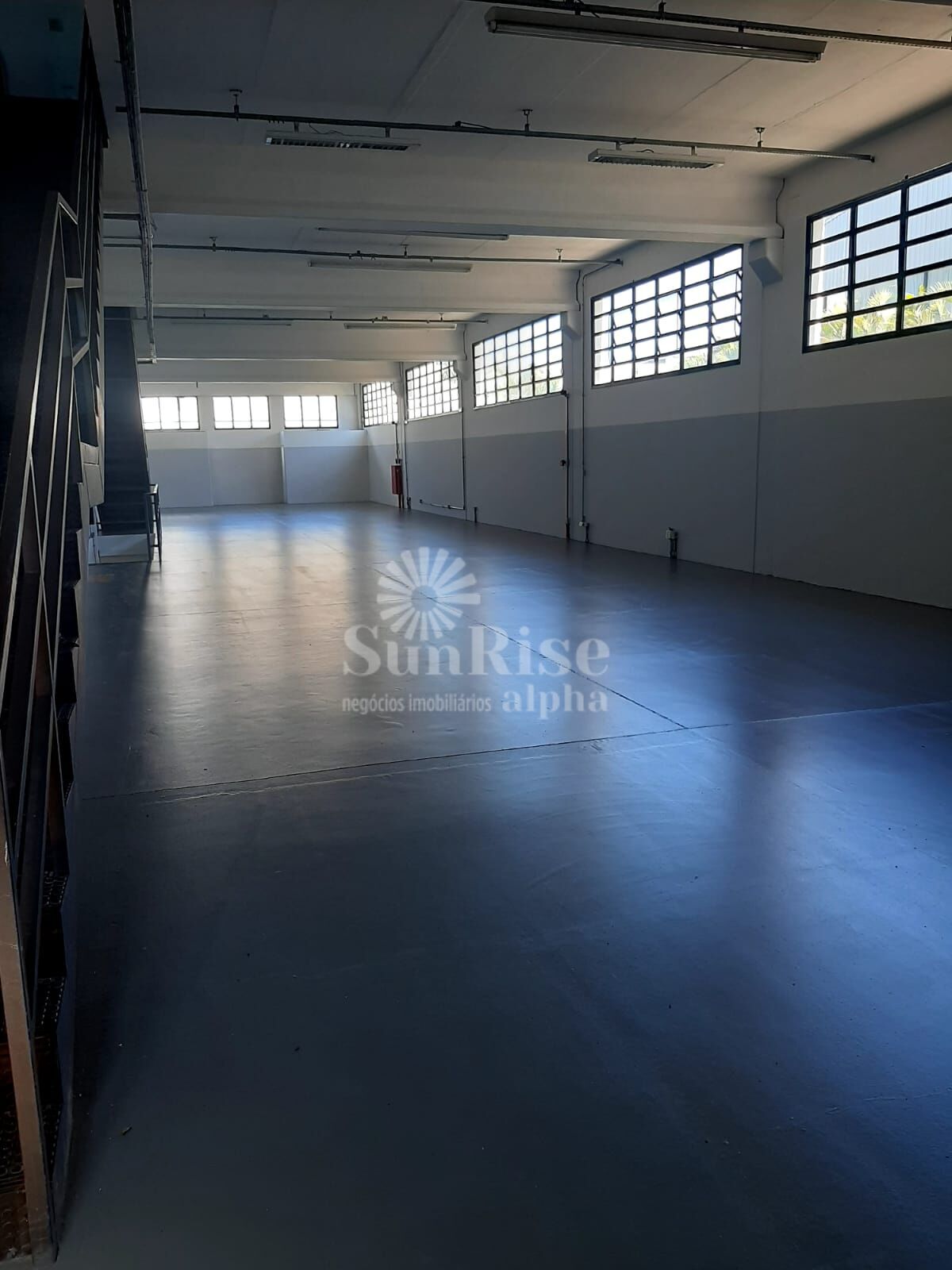 Prédio Inteiro para alugar, 903m² - Foto 4