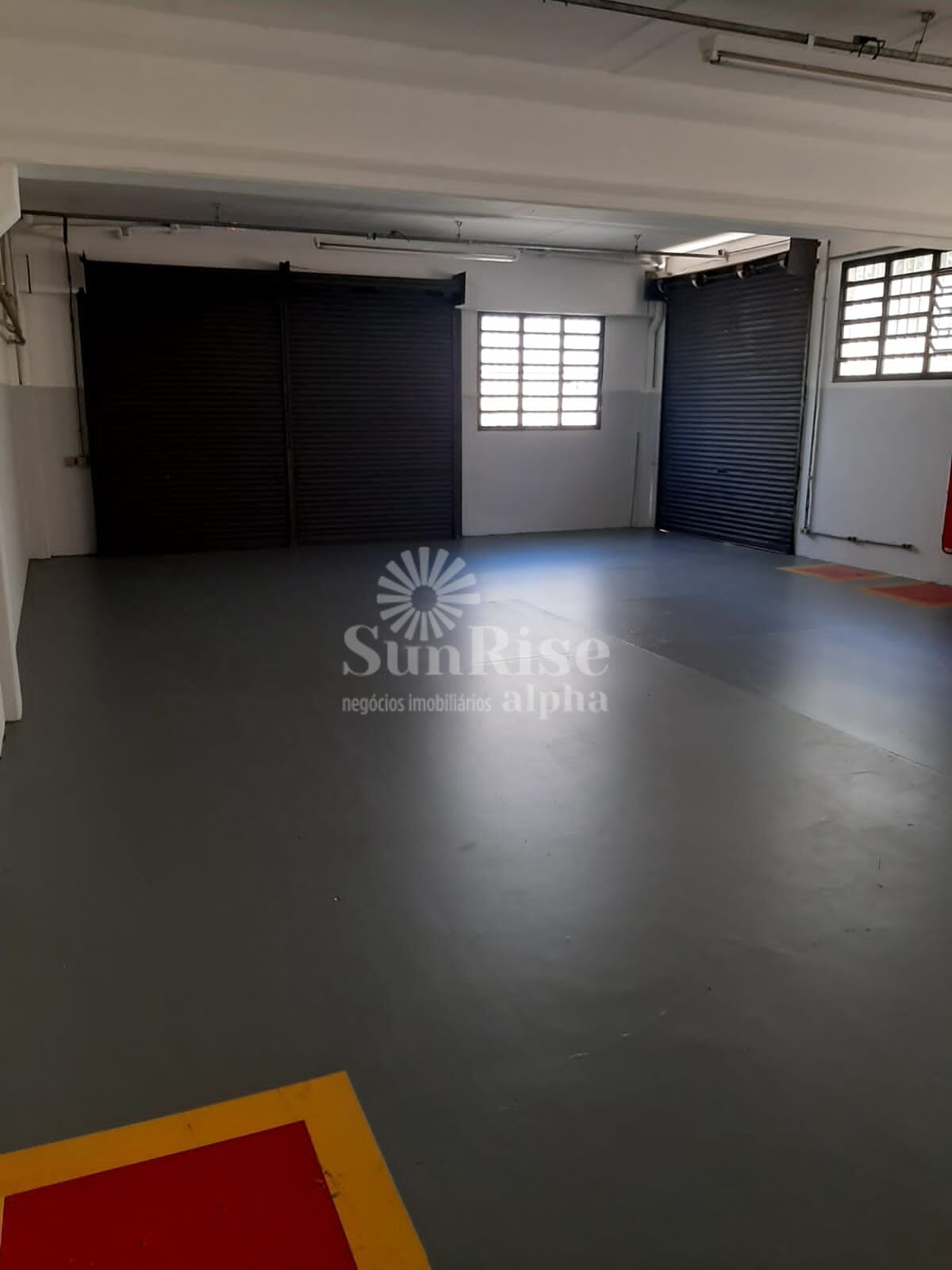 Prédio Inteiro para alugar, 903m² - Foto 1