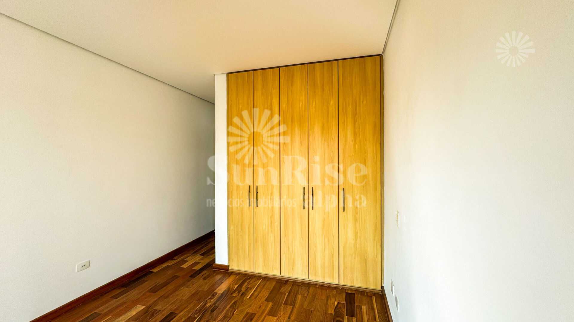 Casa à venda com 4 quartos, 400m² - Foto 44