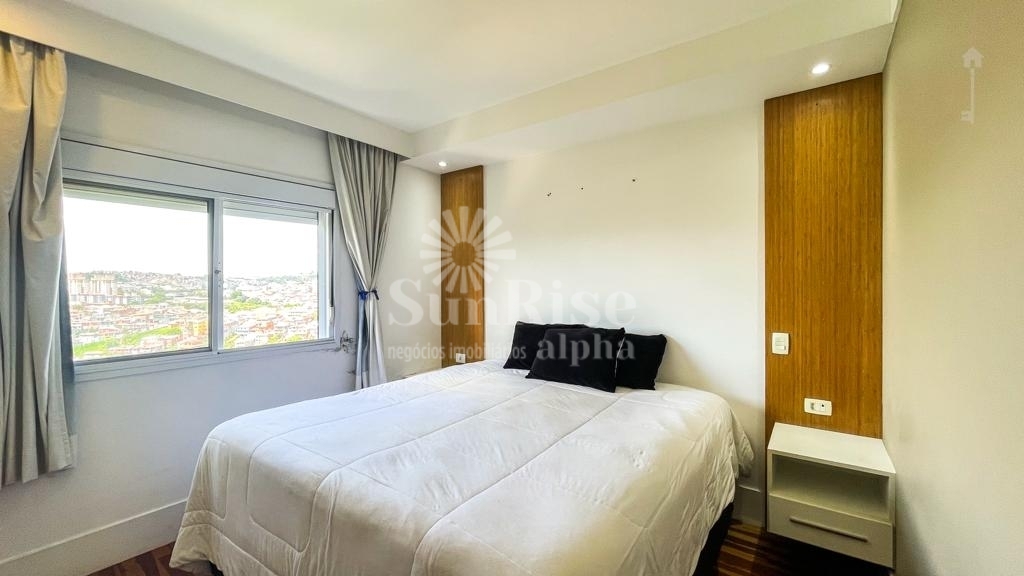 Apartamento para alugar com 2 quartos, 110m² - Foto 2