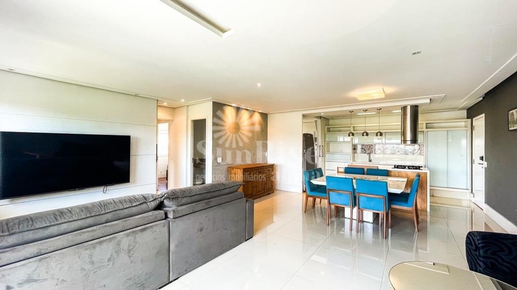 Apartamento para alugar com 2 quartos, 110m² - Foto 34