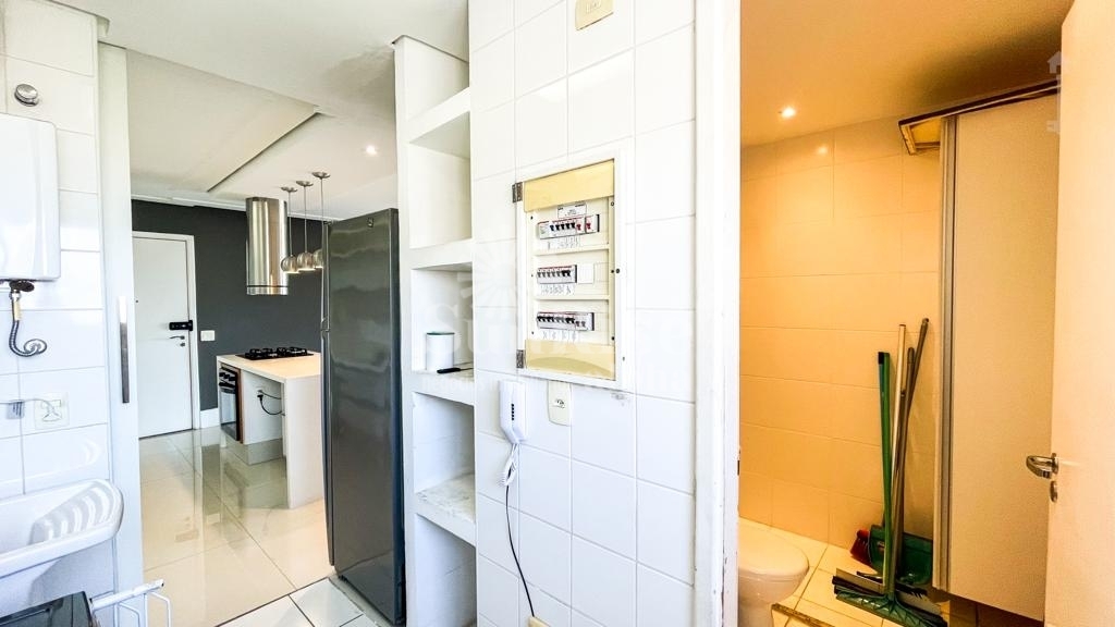 Apartamento para alugar com 2 quartos, 110m² - Foto 8