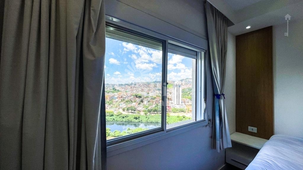 Apartamento para alugar com 2 quartos, 110m² - Foto 28