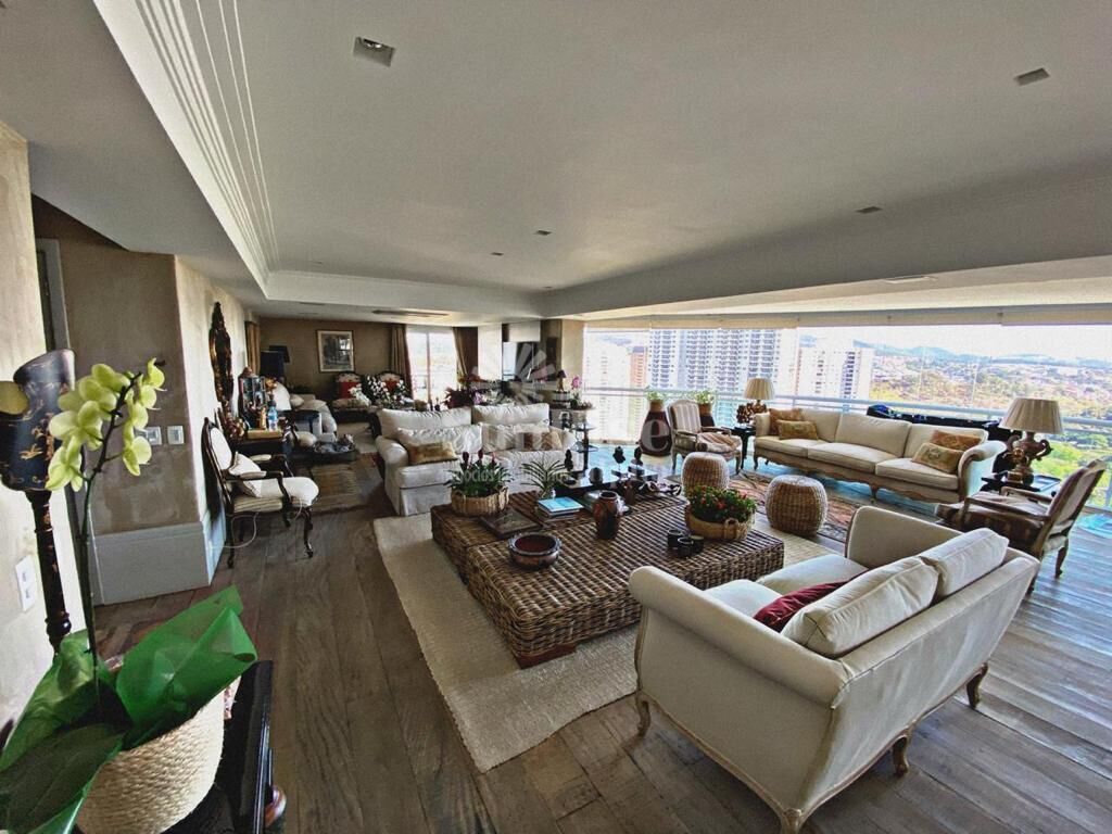 Apartamento, 4 quartos, 261 m² - Foto 1