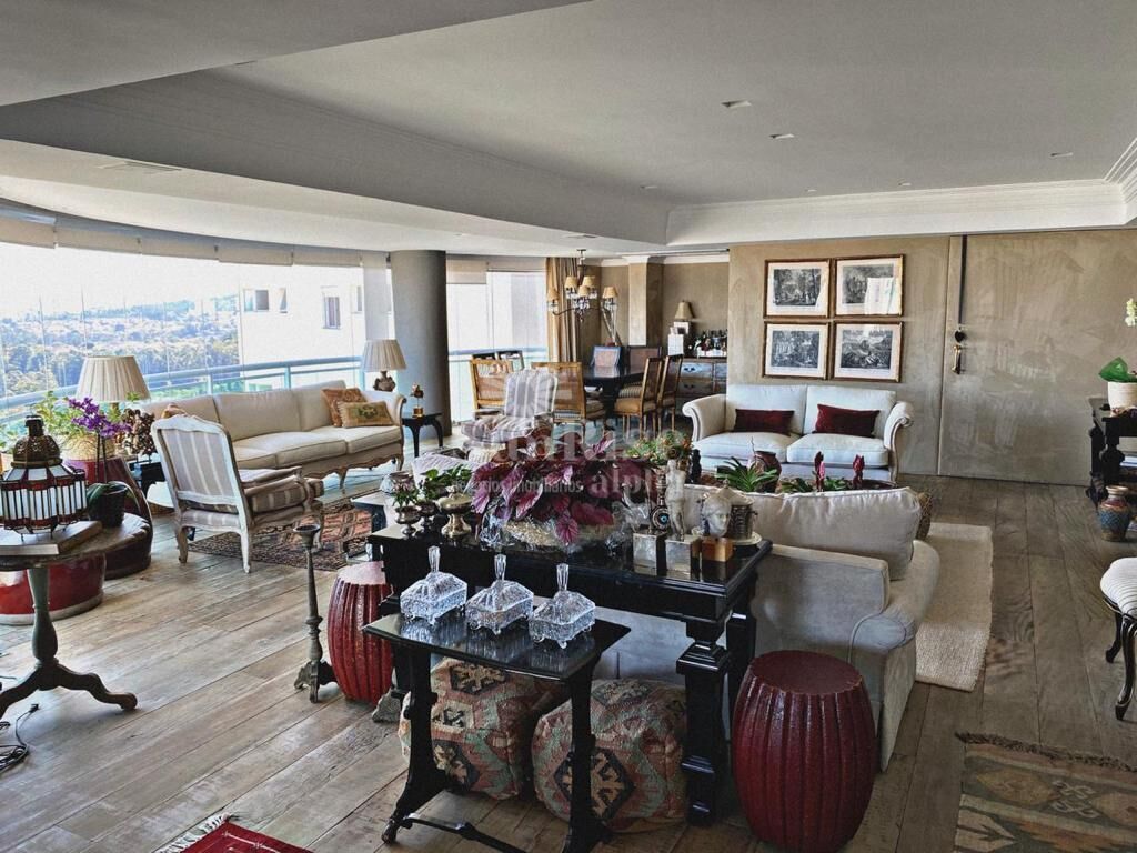 Apartamento, 4 quartos, 261 m² - Foto 2