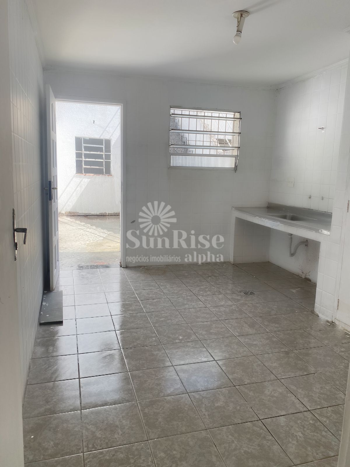 Loja-Salão para alugar, 172m² - Foto 2