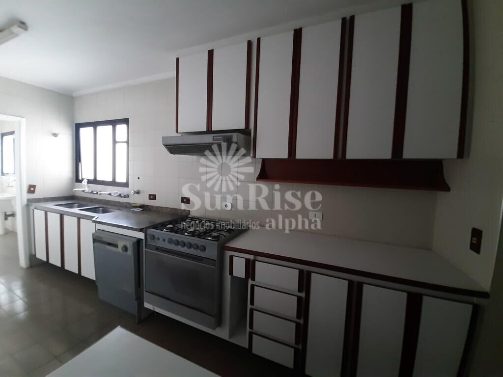 Apartamento à venda com 4 quartos, 142m² - Foto 2