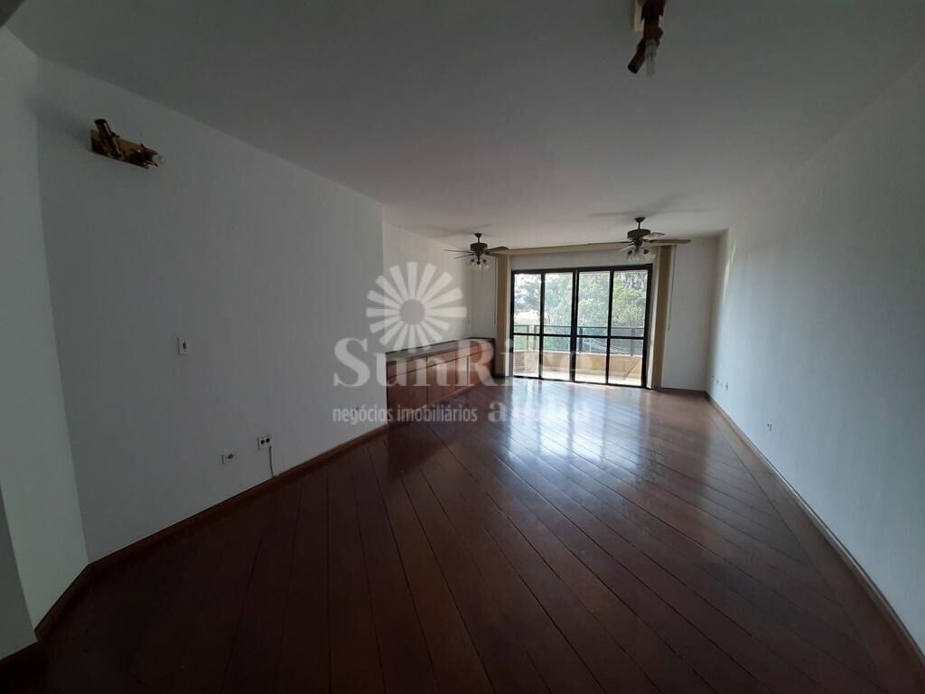 Apartamento à venda com 4 quartos, 142m² - Foto 1