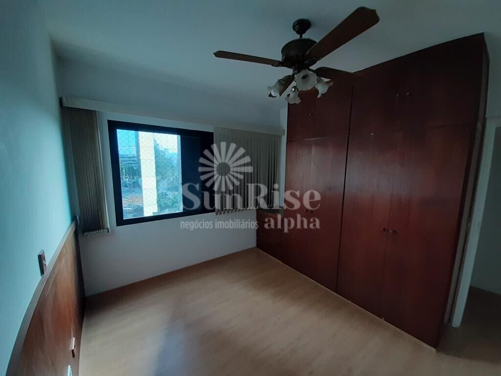 Apartamento à venda com 4 quartos, 142m² - Foto 3