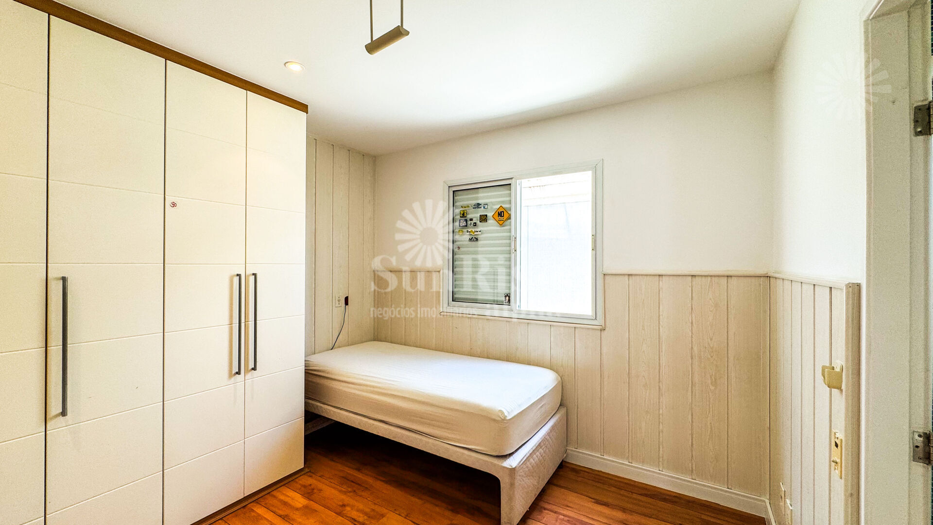 Casa, 4 quartos, 240 m² - Foto 44