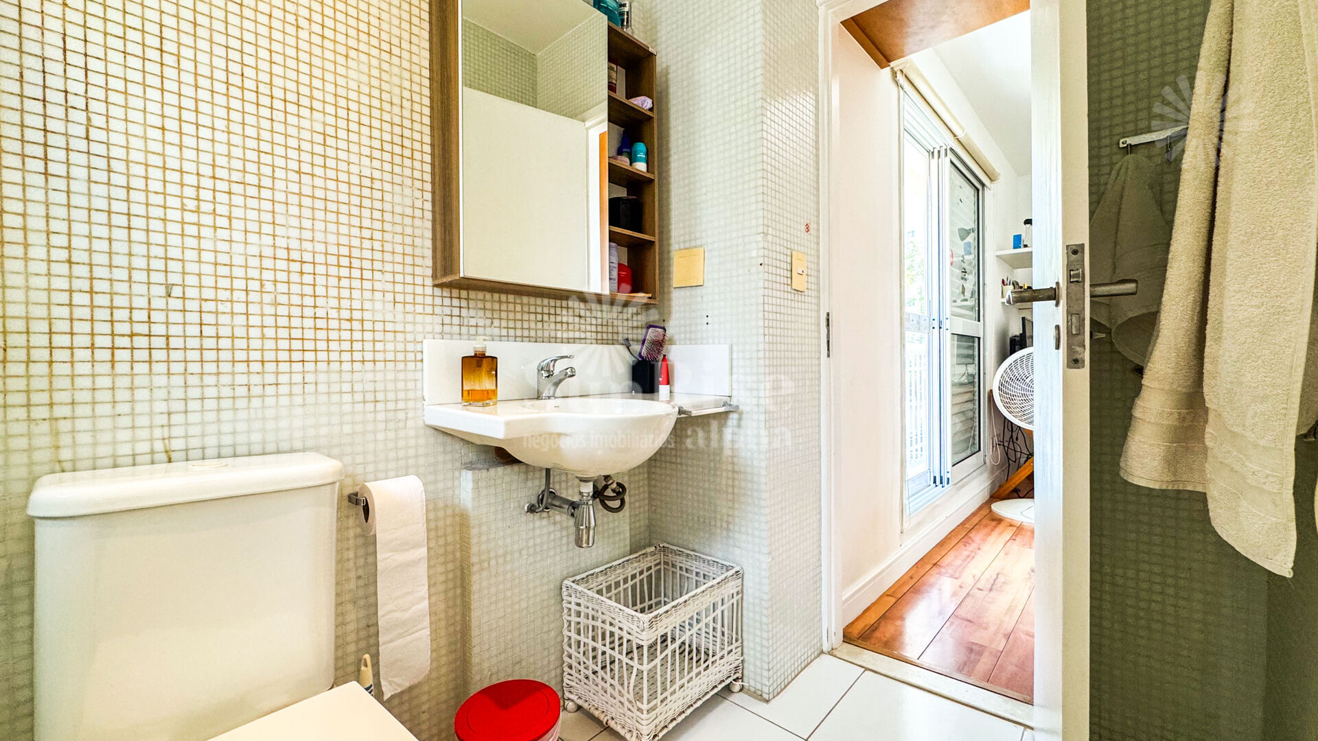 Casa, 4 quartos, 240 m² - Foto 46