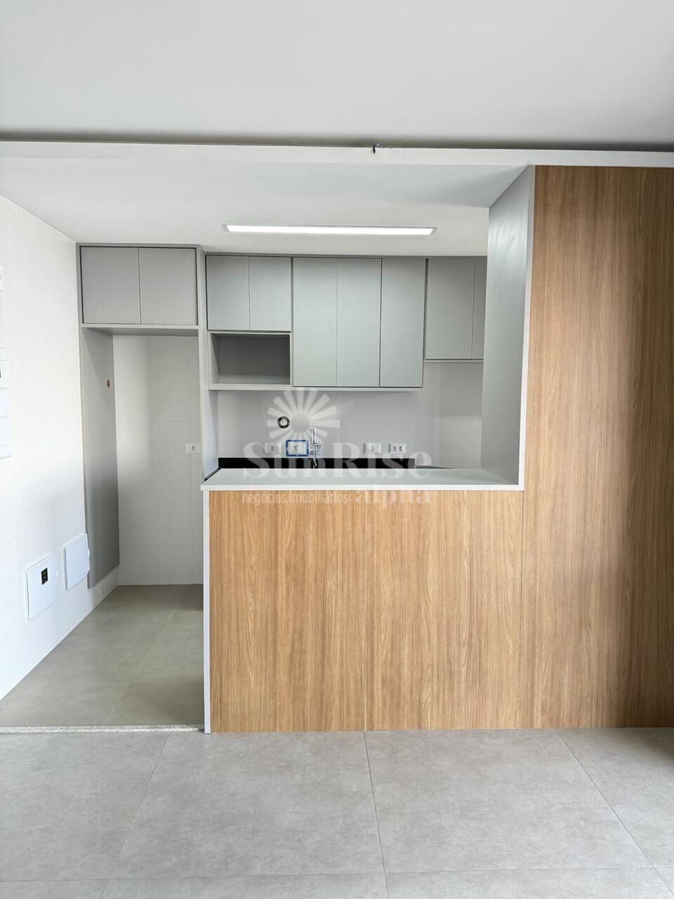 Apartamento para alugar com 2 quartos, 95m² - Foto 11