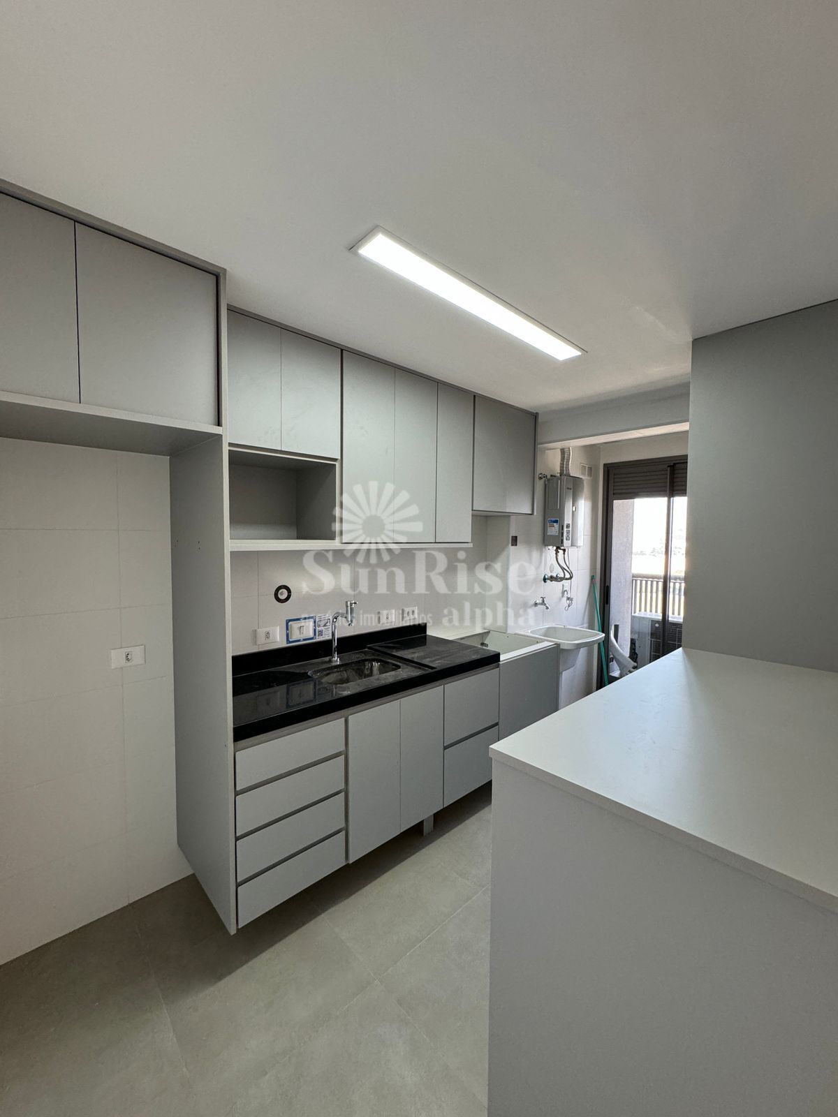 Apartamento para alugar com 2 quartos, 95m² - Foto 13