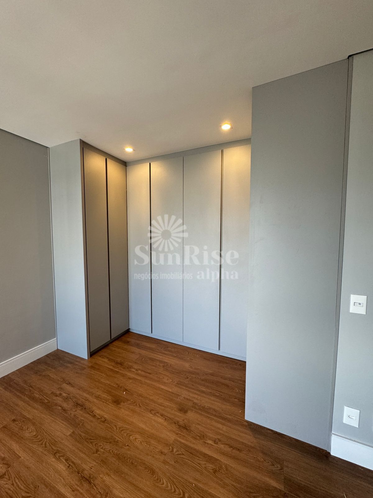 Apartamento para alugar com 2 quartos, 95m² - Foto 20