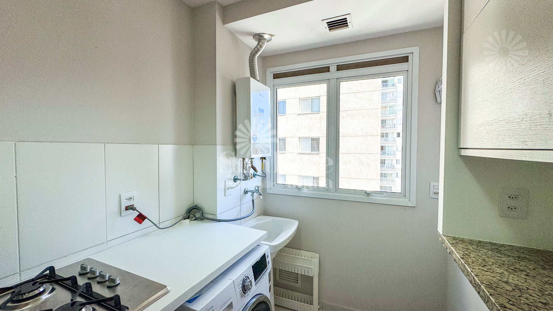 Apartamento para alugar com 1 quarto, 50m² - Foto 11