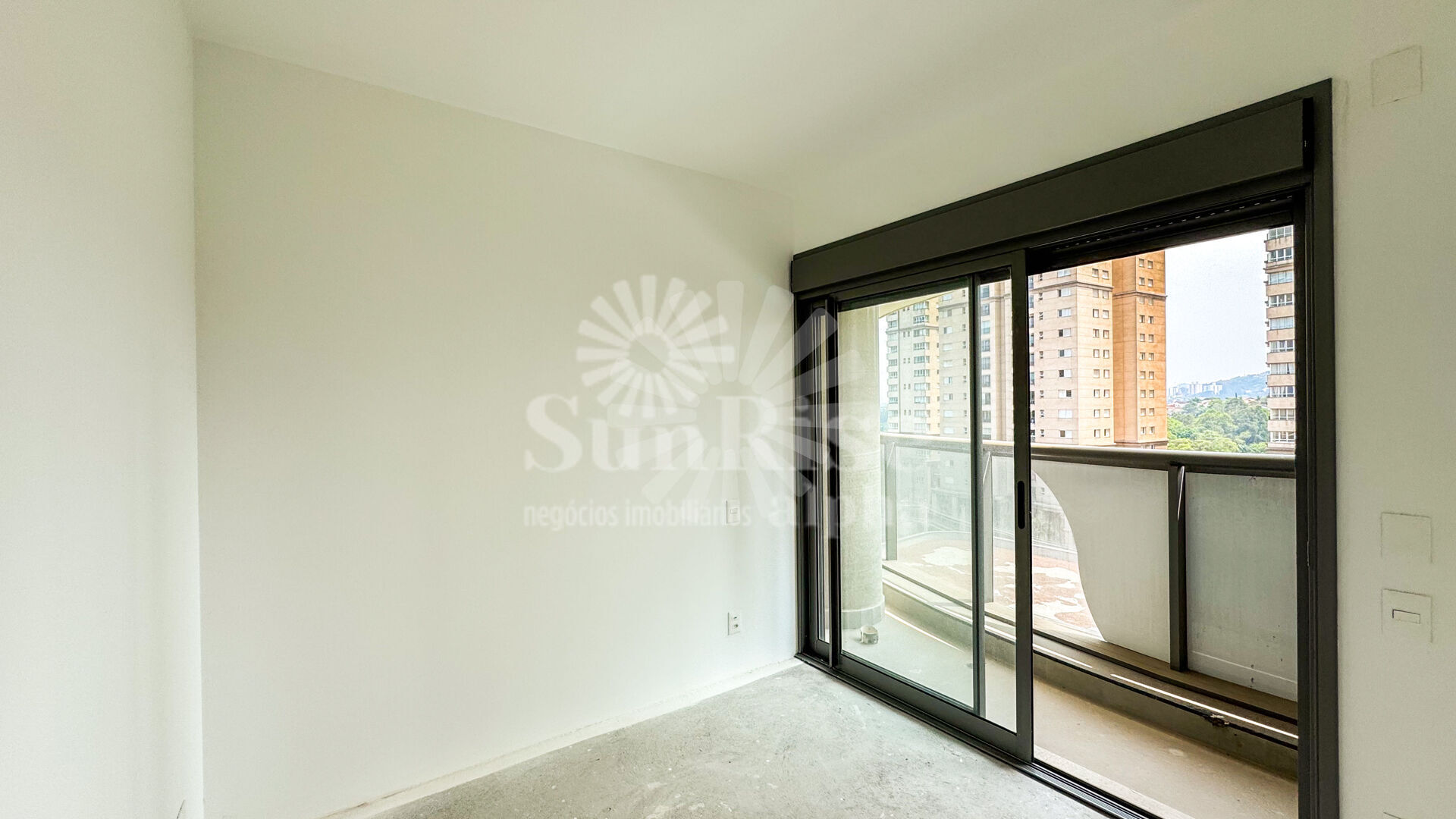 Apartamento à venda com 4 quartos, 180m² - Foto 15