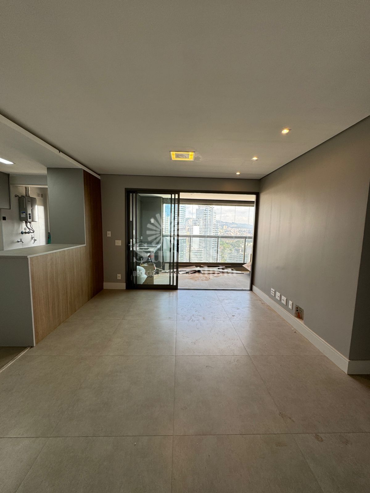 Apartamento à venda com 2 quartos, 95m² - Foto 3