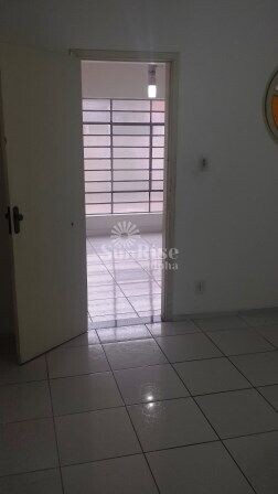 Casa à venda com 2 quartos, 100m² - Foto 5