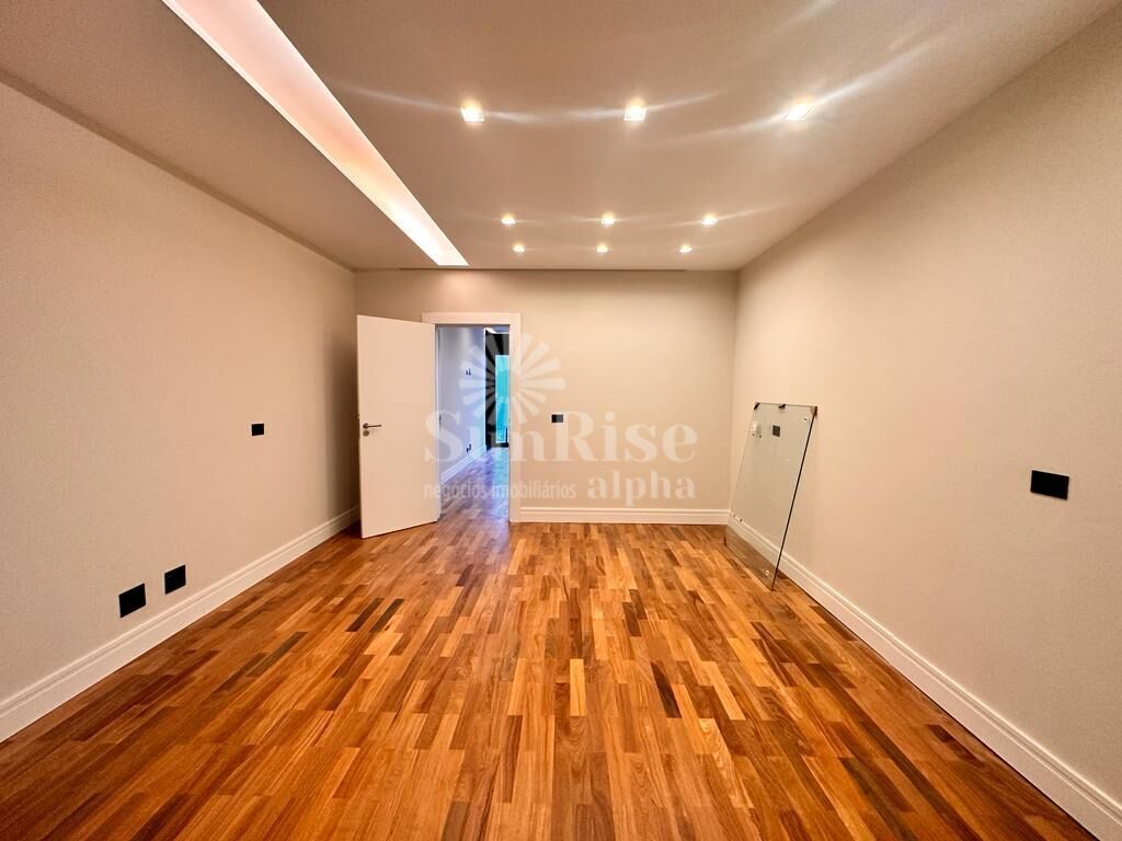 Casa de Condomínio à venda com 4 quartos, 440m² - Foto 10