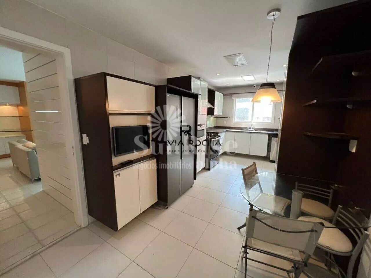 Apartamento para alugar com 3 quartos, 177m² - Foto 13