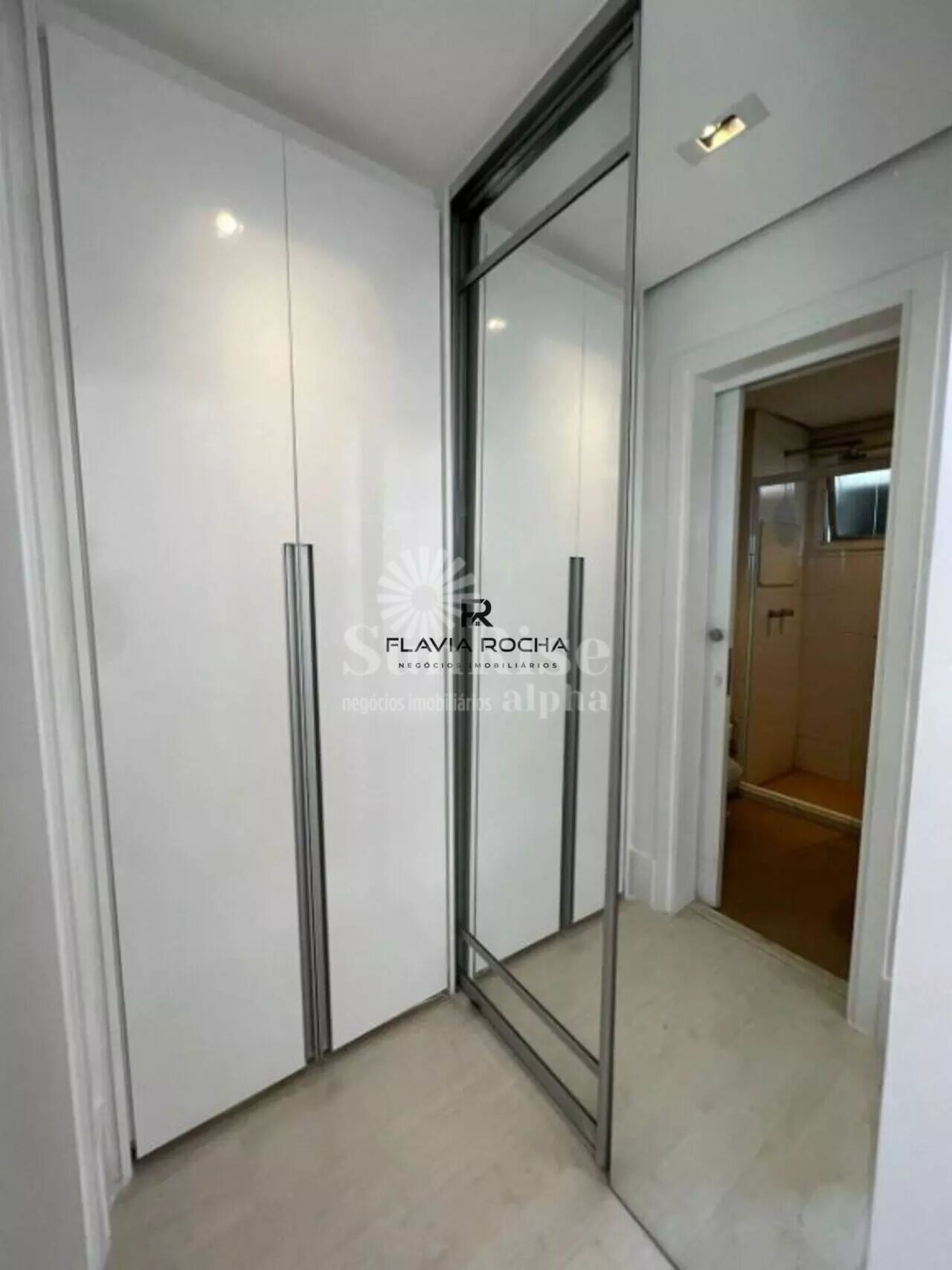 Apartamento para alugar com 3 quartos, 177m² - Foto 18