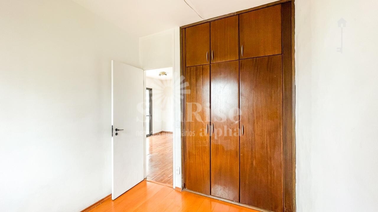 Apartamento para alugar com 2 quartos, 74m² - Foto 32