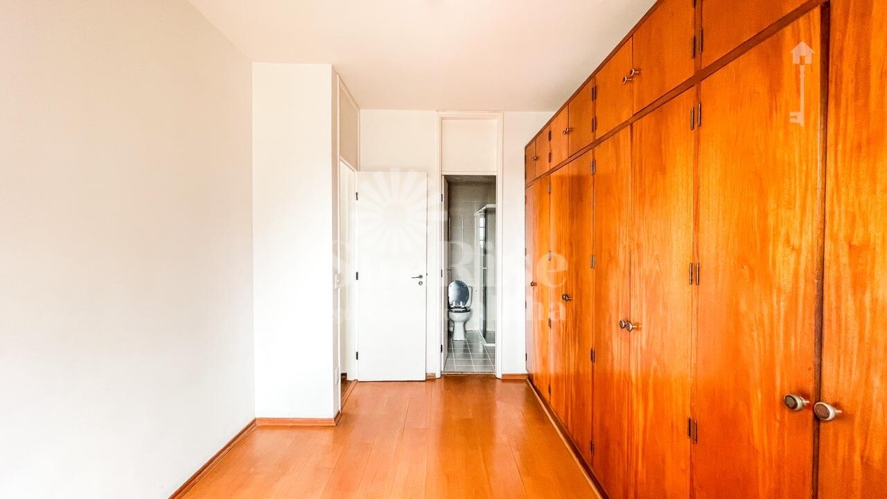 Apartamento para alugar com 2 quartos, 74m² - Foto 24