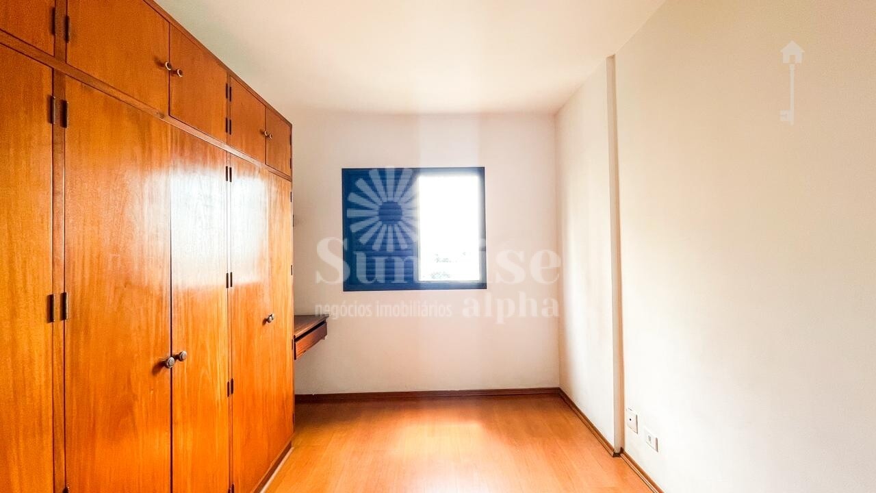 Apartamento para alugar com 2 quartos, 74m² - Foto 2